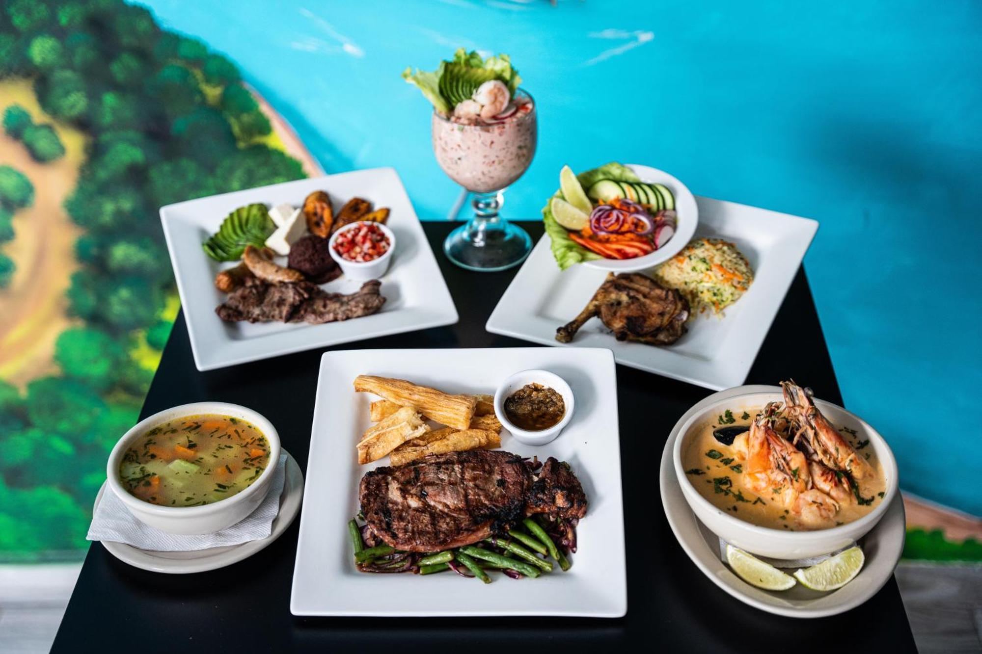 Mi Tierra Hotel Y Restaurante San Luis Екстериор снимка